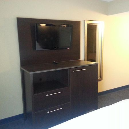 Howard Johnson By Wyndham Odessa Tx Екстериор снимка