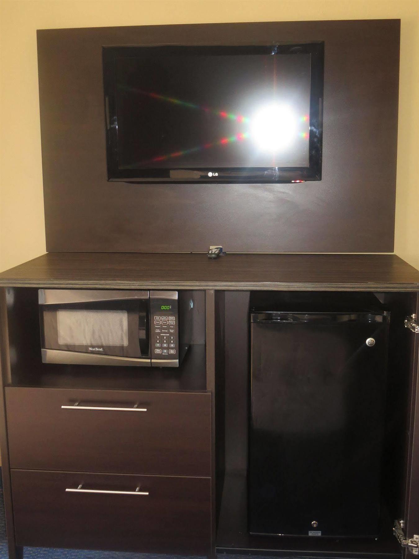 Howard Johnson By Wyndham Odessa Tx Екстериор снимка