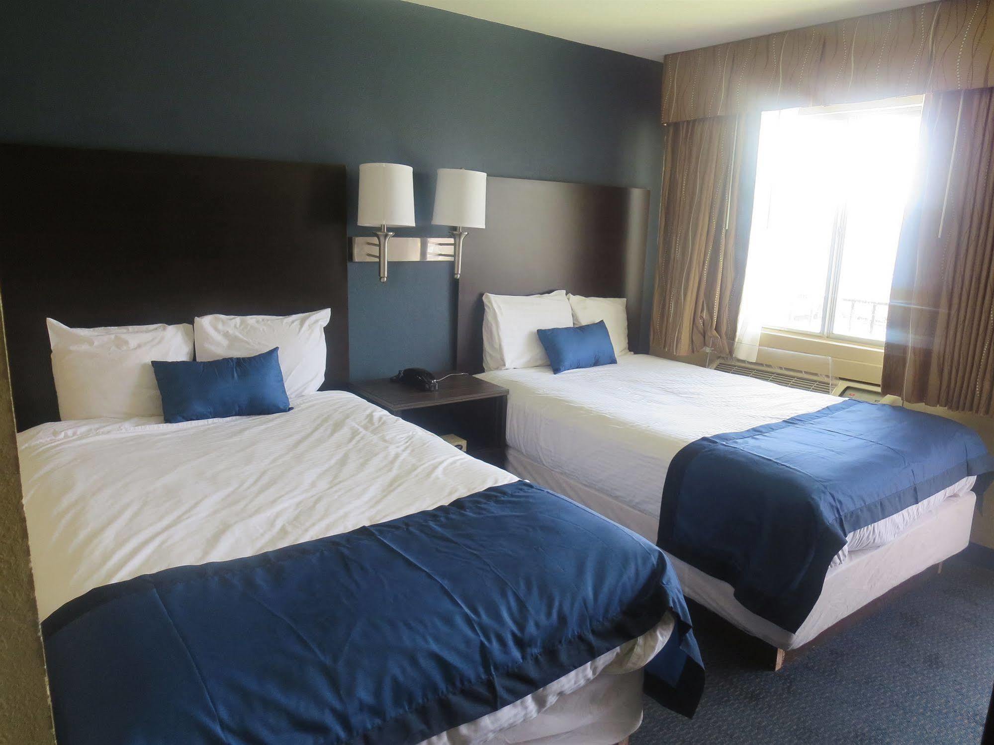Howard Johnson By Wyndham Odessa Tx Екстериор снимка