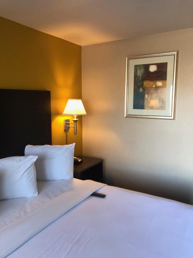 Howard Johnson By Wyndham Odessa Tx Екстериор снимка